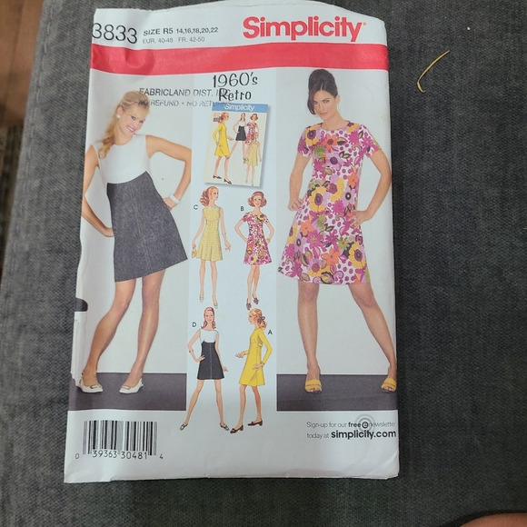 Patterns and Fabrics - Picture 8 of 9